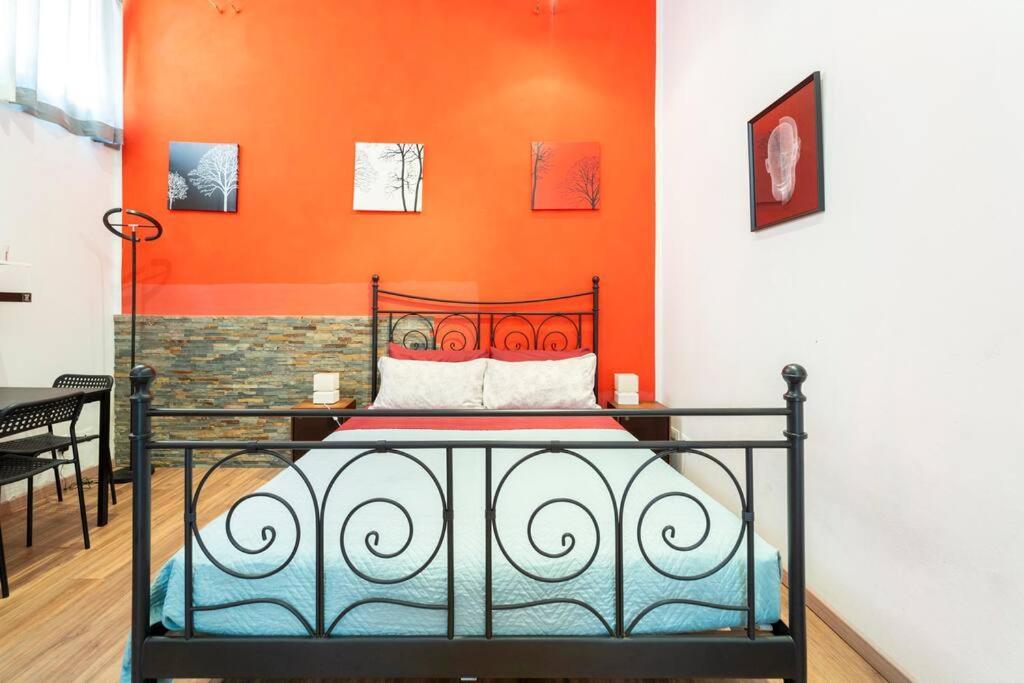 Central And Cozy Loft With Courtyard بولونيا المظهر الخارجي الصورة