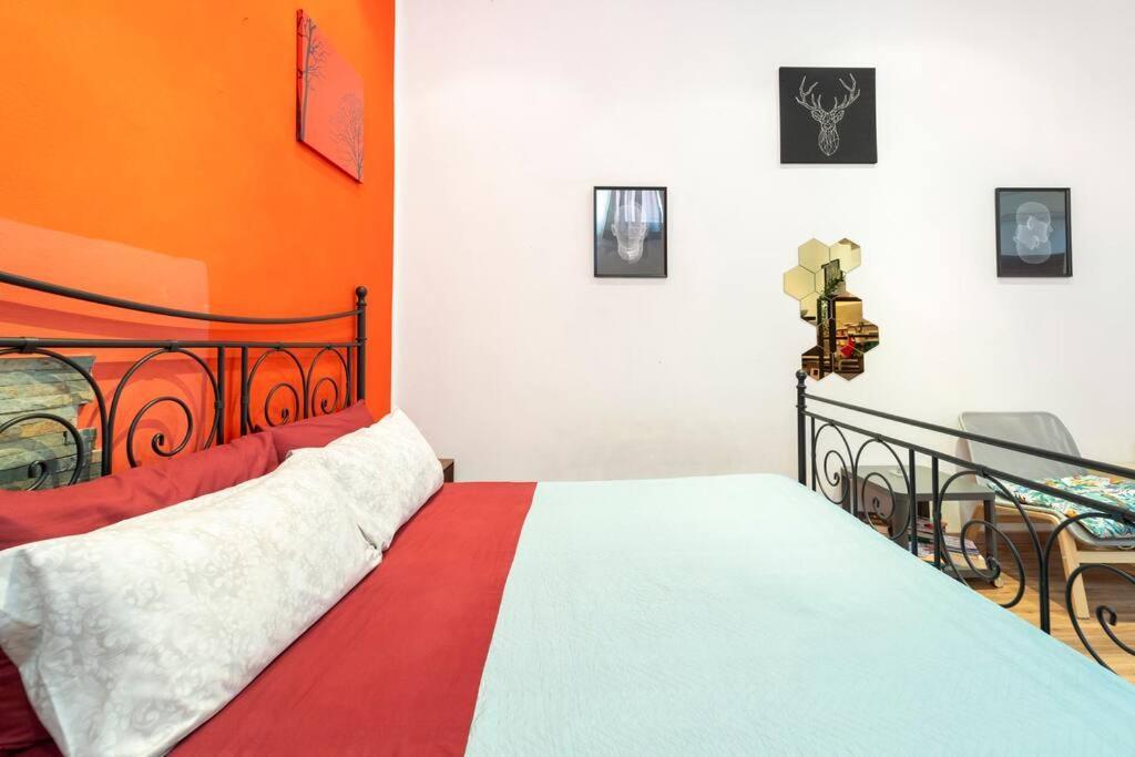 Central And Cozy Loft With Courtyard بولونيا المظهر الخارجي الصورة